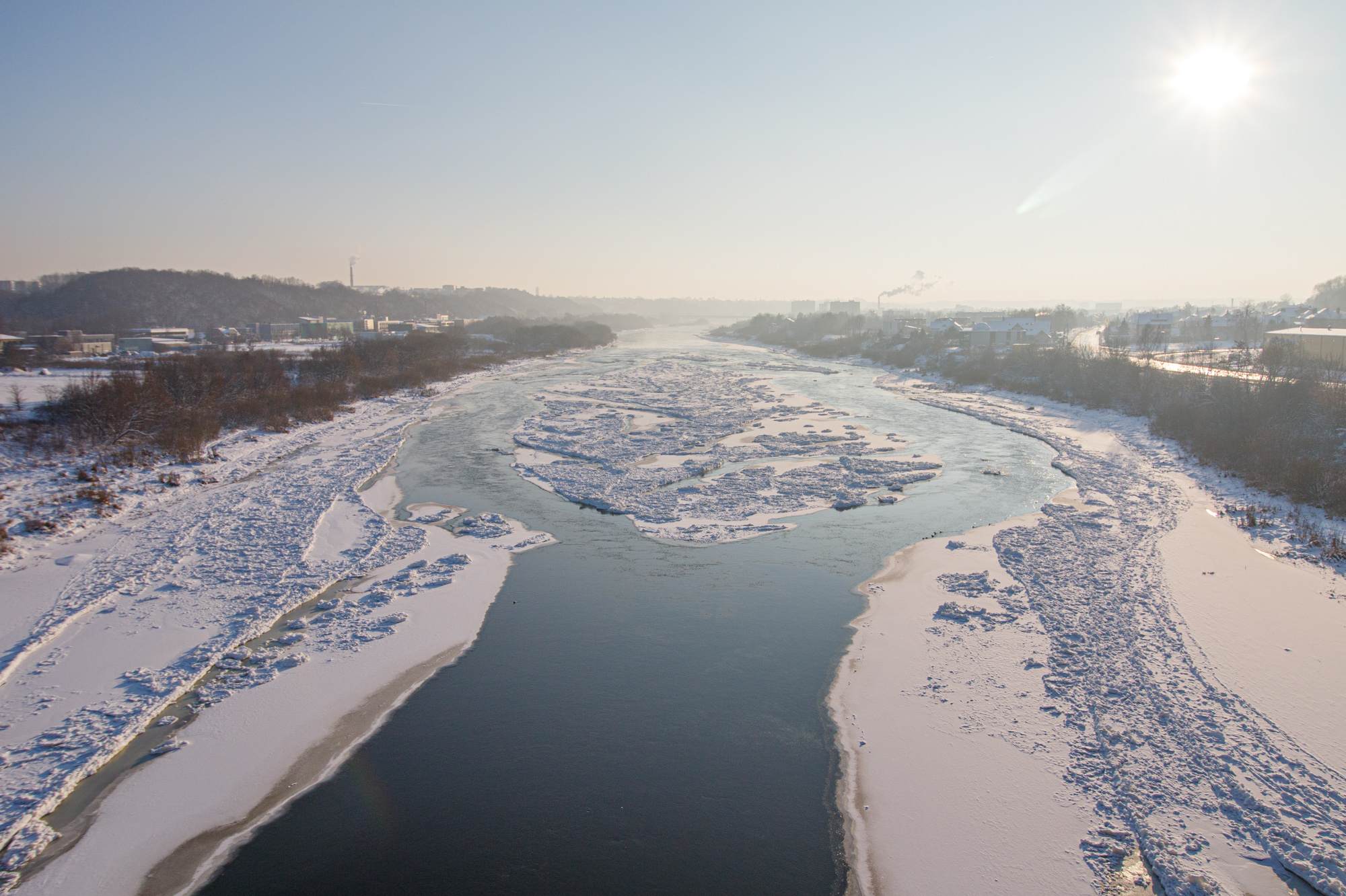 Ledų sangrūdos Neryje