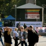 Šeimų sąjūdžio mitingas prie Katedros / DELFI nuotr.