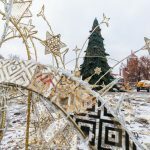 Statoma kalėdinė eglutė Rotušės aikštėje