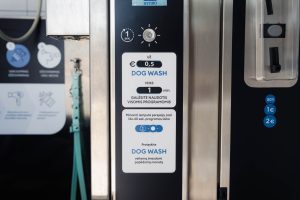 „Dog Wash“ / Švaros broliai nuotr.