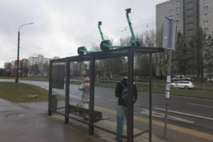 Paspirtukai S. Žukausko g. / Skaitytojos A. Gimbutytės nuotr.