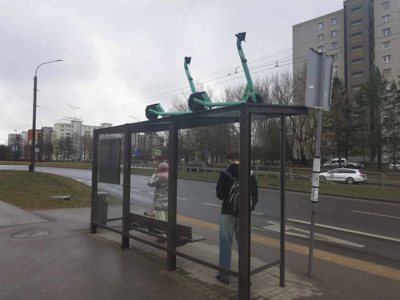 Paspirtukai S. Žukausko g. / Skaitytojos A. Gimbutytės nuotr.