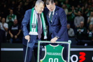 „Žalgirio“ arenoje pagerbtas M. Paulauskas / E. Ovčarenko / BNS nuotr.
