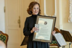Metų Tolerancijos žmogumi paskelbtas Z. Vitkus, L. Donskio premija įteikta gimnazijos mokytojai / A.Barkausko nuotr.