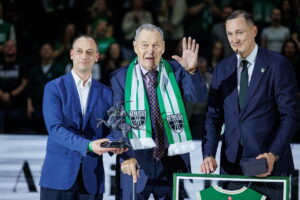 „Žalgirio“ arenoje pagerbtas M. Paulauskas / E. Ovčarenko / BNS nuotr.
