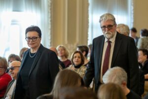 Metų Tolerancijos žmogumi paskelbtas Z. Vitkus, L. Donskio premija įteikta gimnazijos mokytojai / A.Barkausko nuotr.