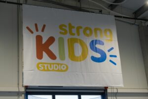 Vaikų judesio, sporto ir pramogų studija „Strong Kids Studio“ / Organizatorių nuotr.