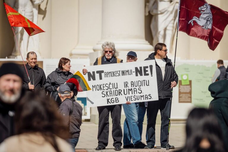 Protestas prieš visuotinį NT mokestį / S. Lisausko, BNS nuotr.