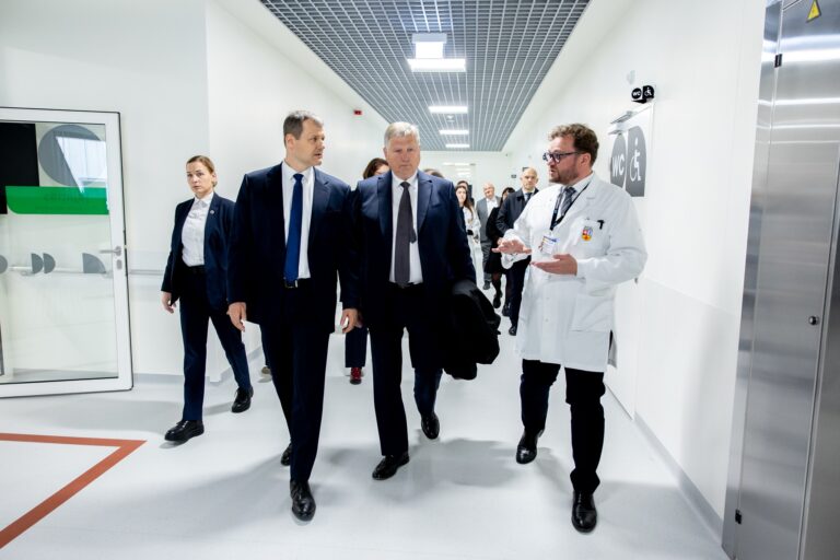 G. Paluckas lankėsi Kauno klinikose ir LSMU / L. Penek / LRV nuotr.