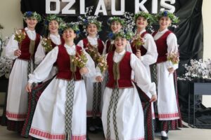 Tautinių šokių kolektyvo „Džiaukis“ renginys / KRS nuotr.