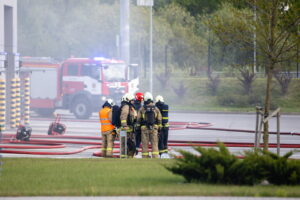 Gaisro Kauno kogeneracinėje jėgainėje gesinimo darbai / T. Biliūno / BNS nuotr.