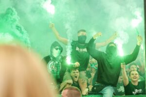 Žalgiriečių rankose – LKL taurė ir čempionų žiedai / R. Tenio nuotr.