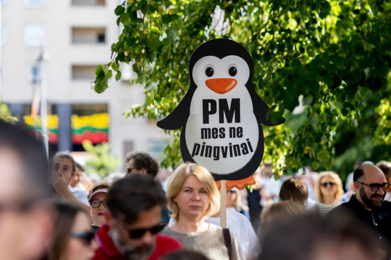 Prie Seimo – protestas prieš premjerą / R. Riabovo / BNS nuotr.