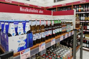 Jonučiuose duris atvėrė „Vynoteka“ / R. Tenio nuotr.